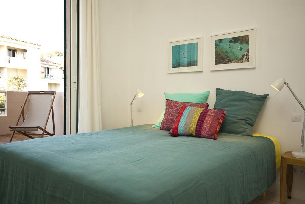 Apartamento Les Barques, Vue Splendide Sur Le Port De Cassis Habitación foto